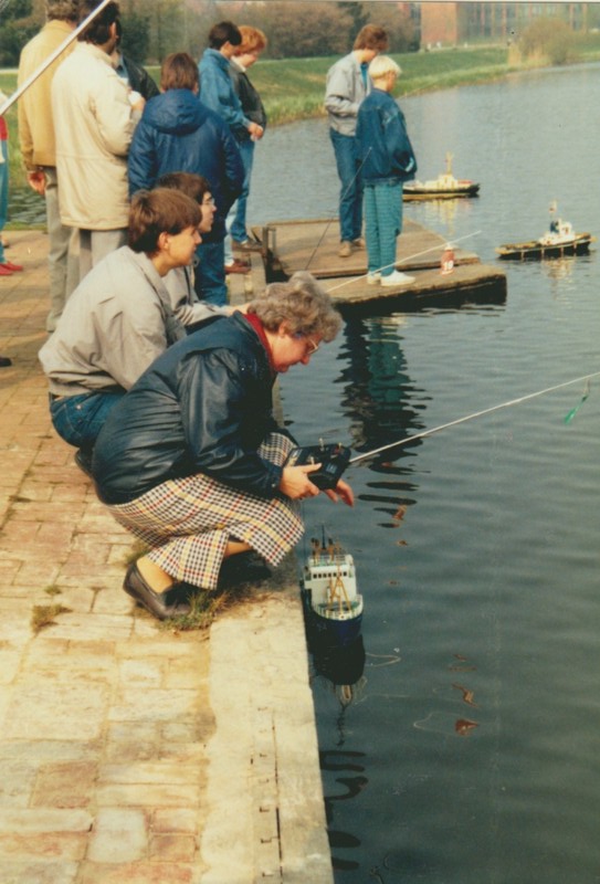 1987_03.jpg